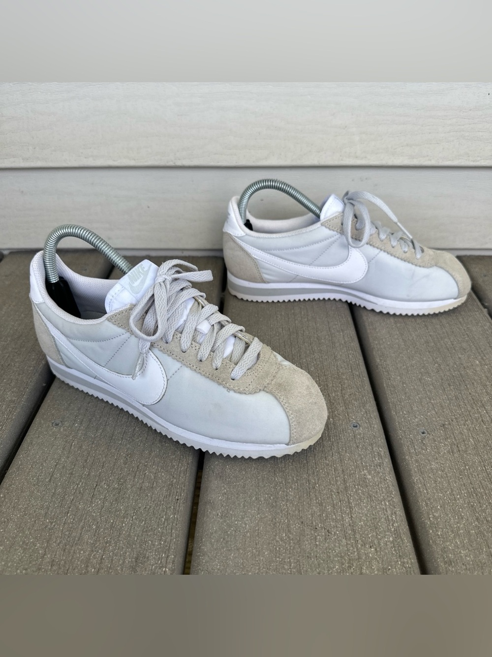 NIKE Womens Classic Cortez Nylon Pure Platinum White Shoes Size 8  749864-010